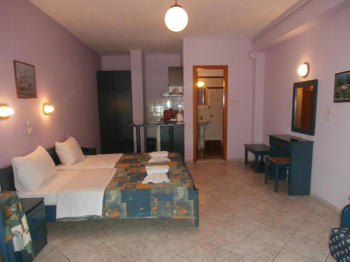 Haravgi Hotel Patitiri  Ngoại thất bức ảnh